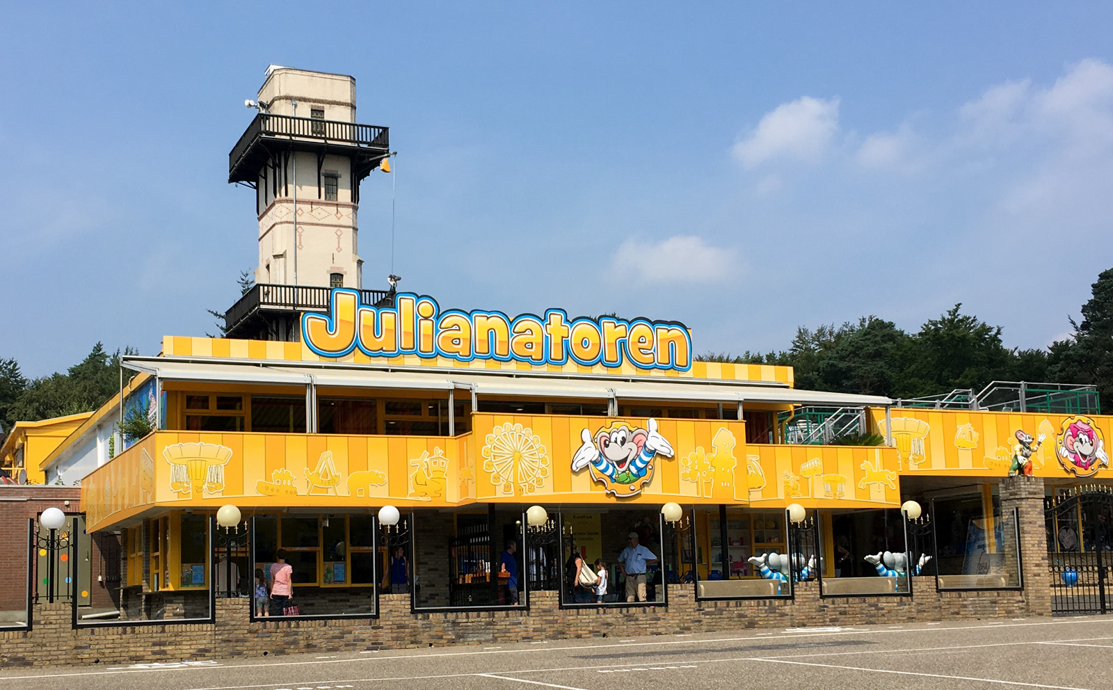 Julianatoren park rozrywki cały dla najmłodszych dzieci