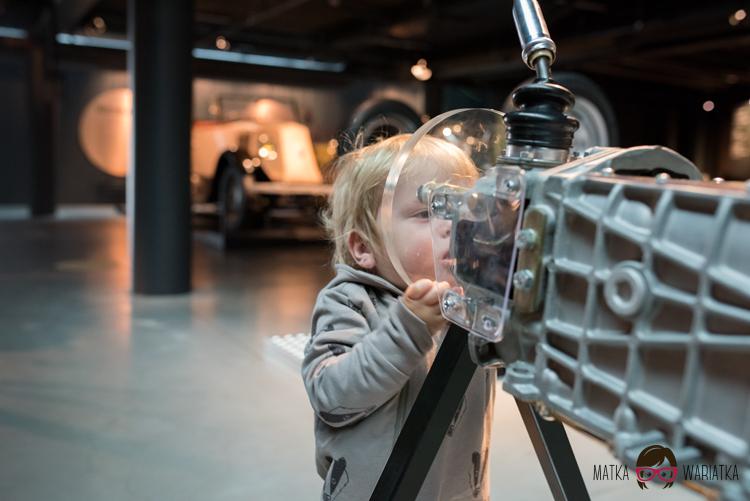 Muzeum motoryzacji Ryga Rīgas Motormuzejs atrakcje dla dzieci Lotwa009 by . 