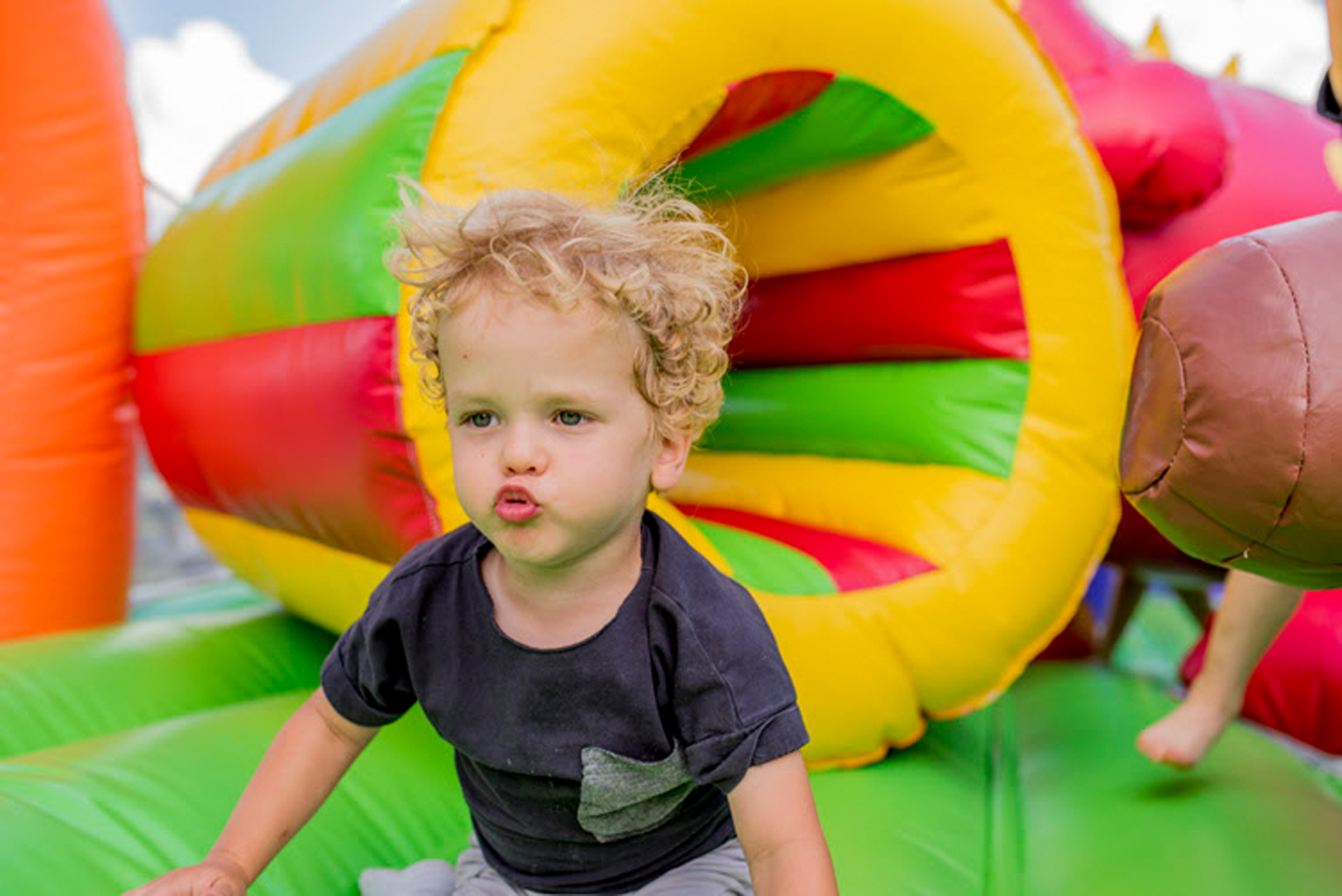 Jak zorganizować garden party dla dzieci?