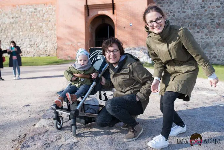 19875117_2317350501822864_2798284687025060905_n by .