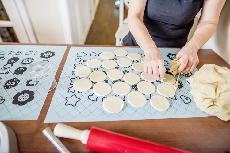 Przepis na najlepsze pierogi z kapusta i grzybami oraz uszka010przepis by .