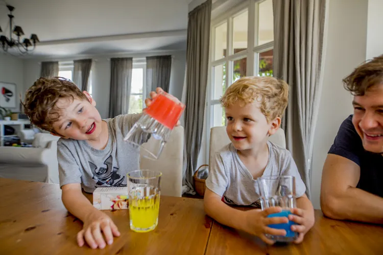 Eksperymenty dla dzieci023Funiversity by .