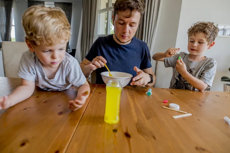 Eksperymenty dla dzieci030Funiversity by .