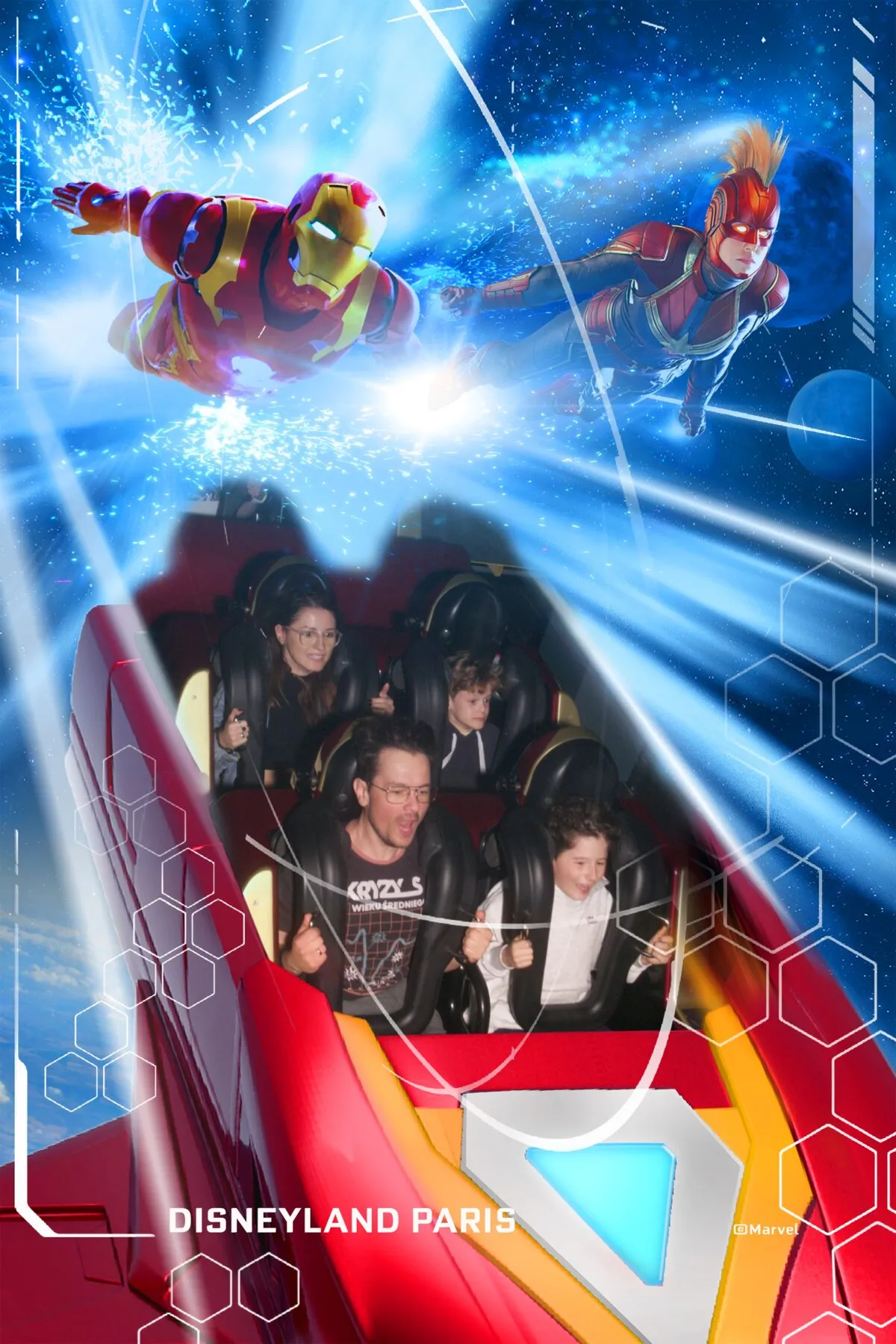 DisneylandParis-id34277975 by .